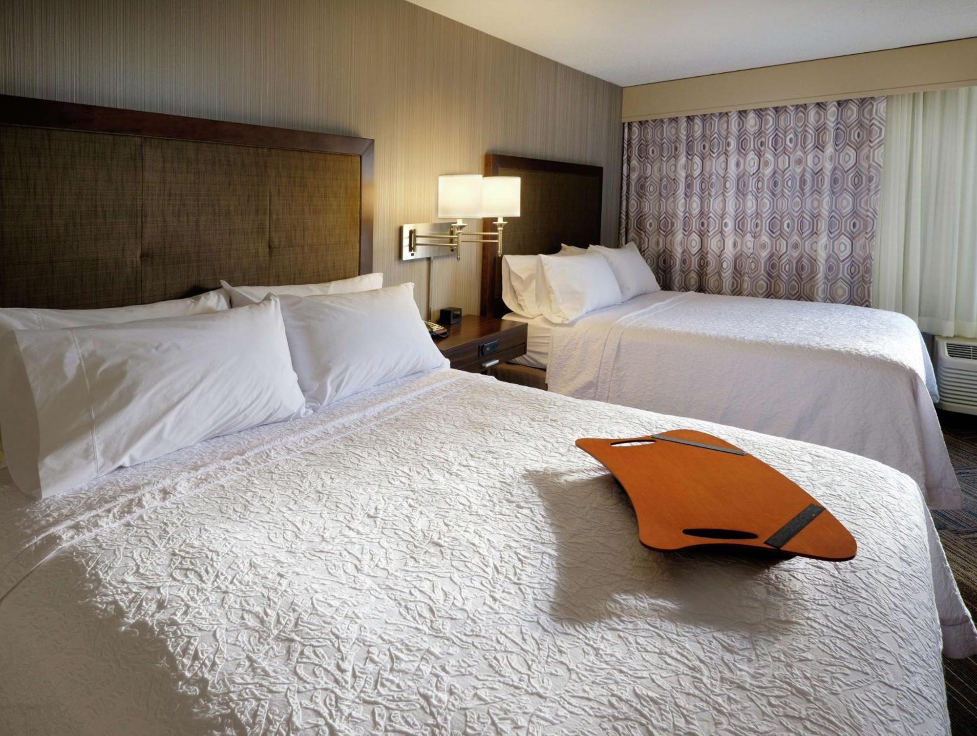 Hampton Inn Green Bay Downtown Exteriör bild